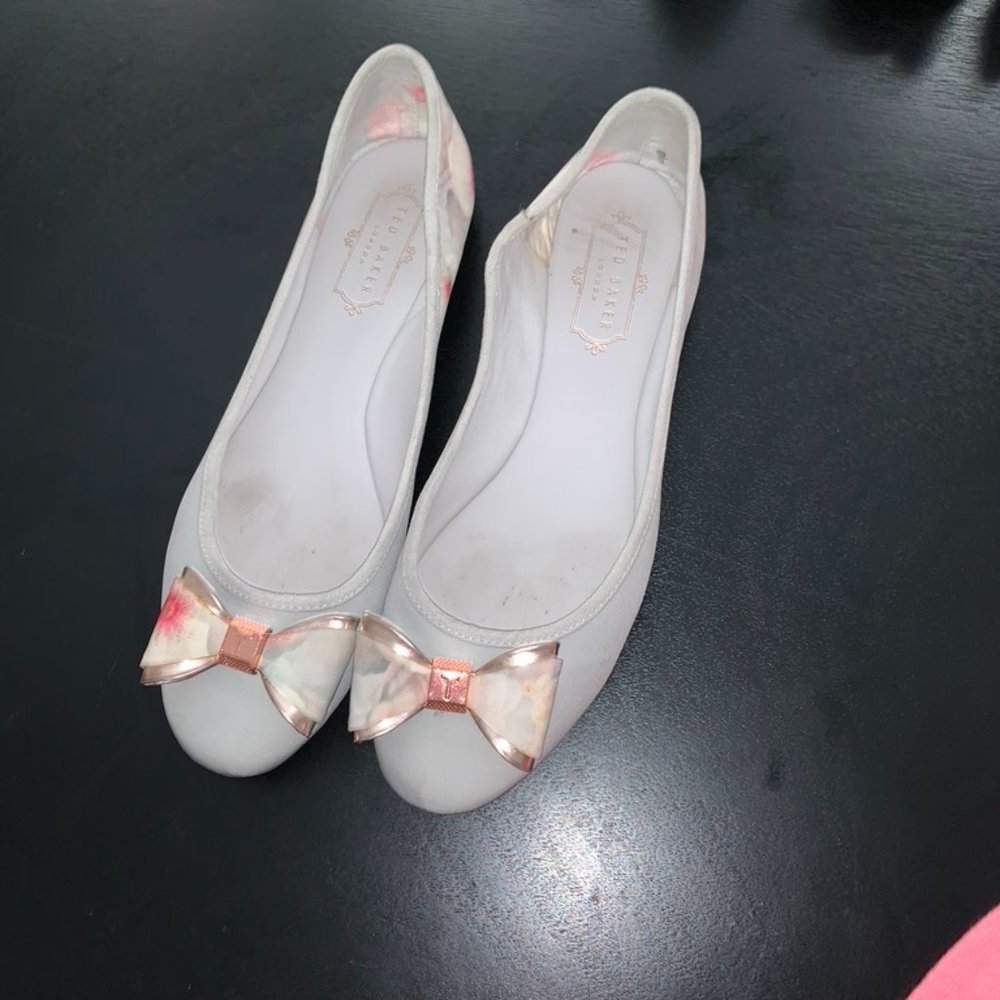 Ted Baker Immep  ballet flats 8 gray blue bow